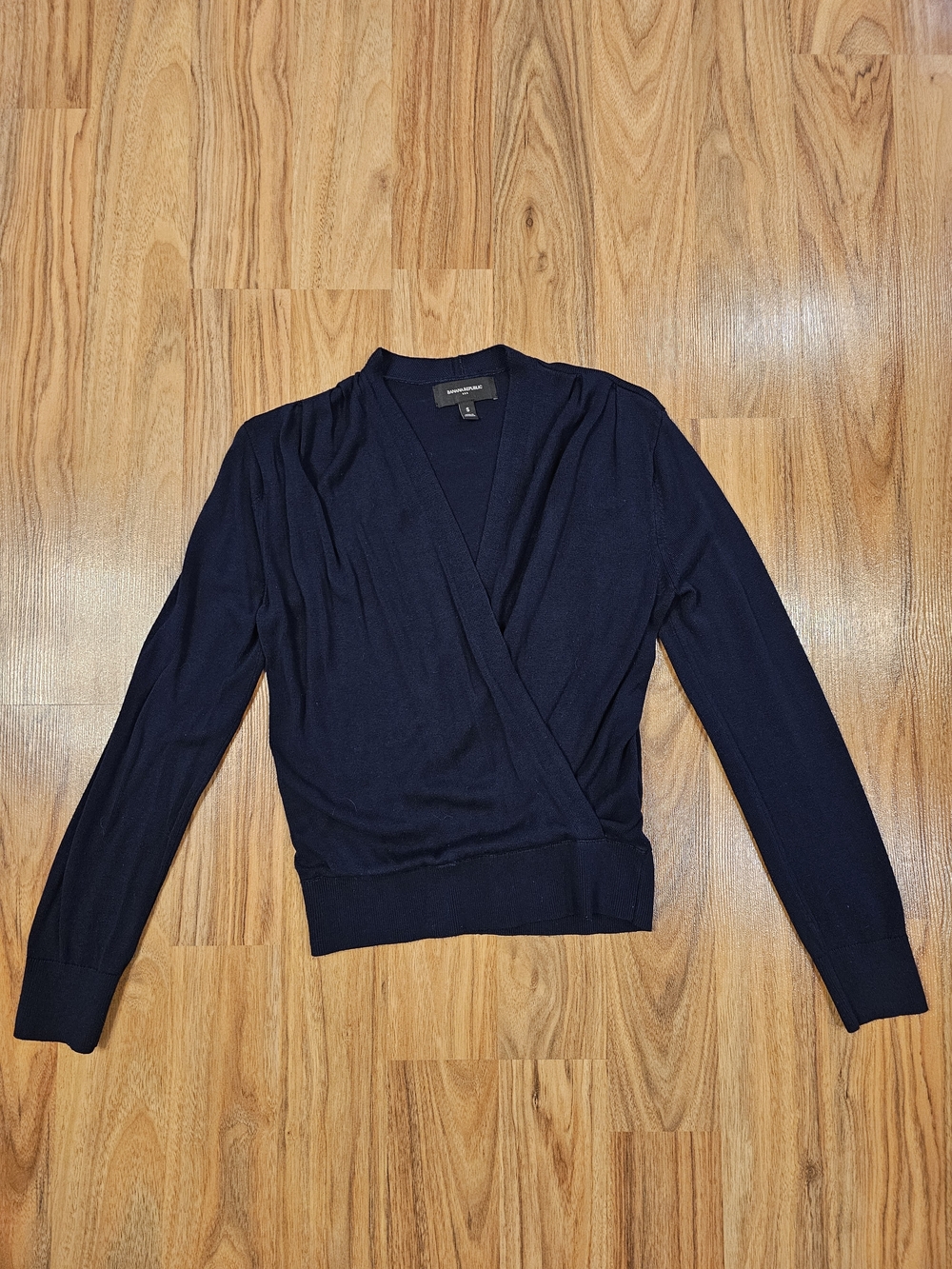 Banana Republic Navy Rayon Wrap Style Sweater Women's Small - Picture 4 of 15